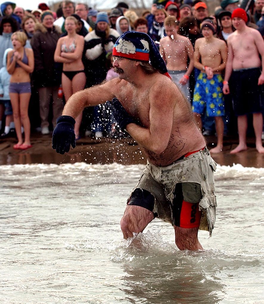 Splash and Dash Polar Bear Plunge, 2004